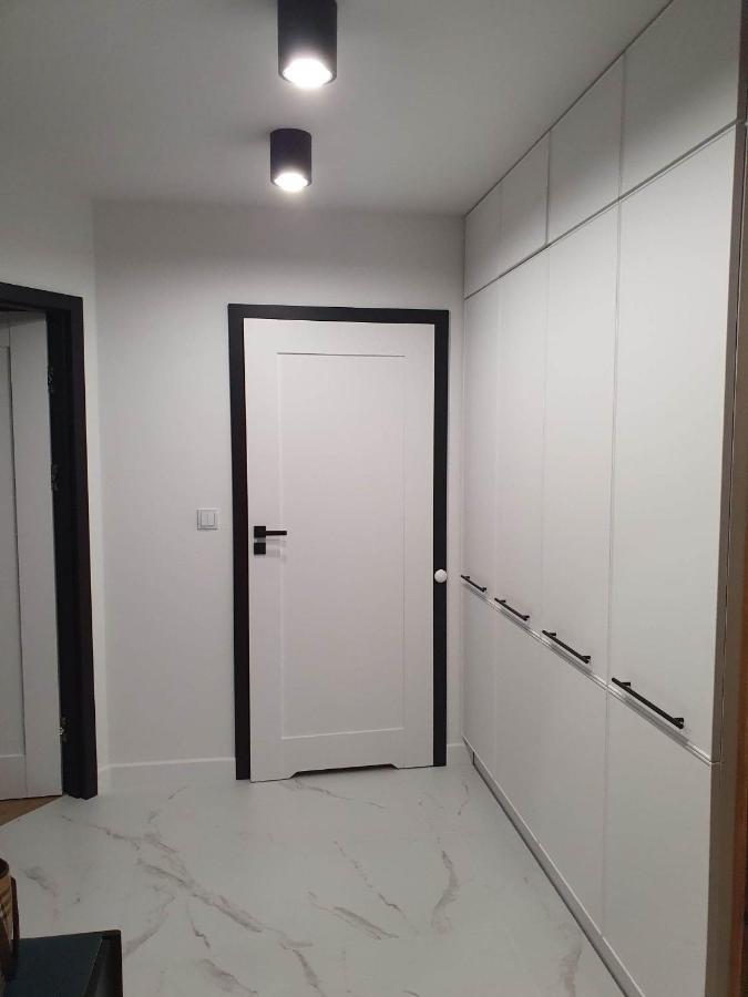 Apartament 3 Pokojowy Lub Pokoj W Mieszkaniu W Nowym Bloku 华沙 外观 照片